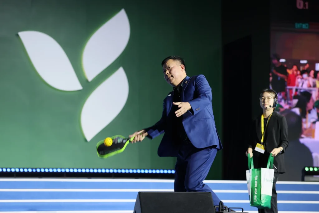 General Training Sunday Afternoon Herbalife Extravaganza B 036