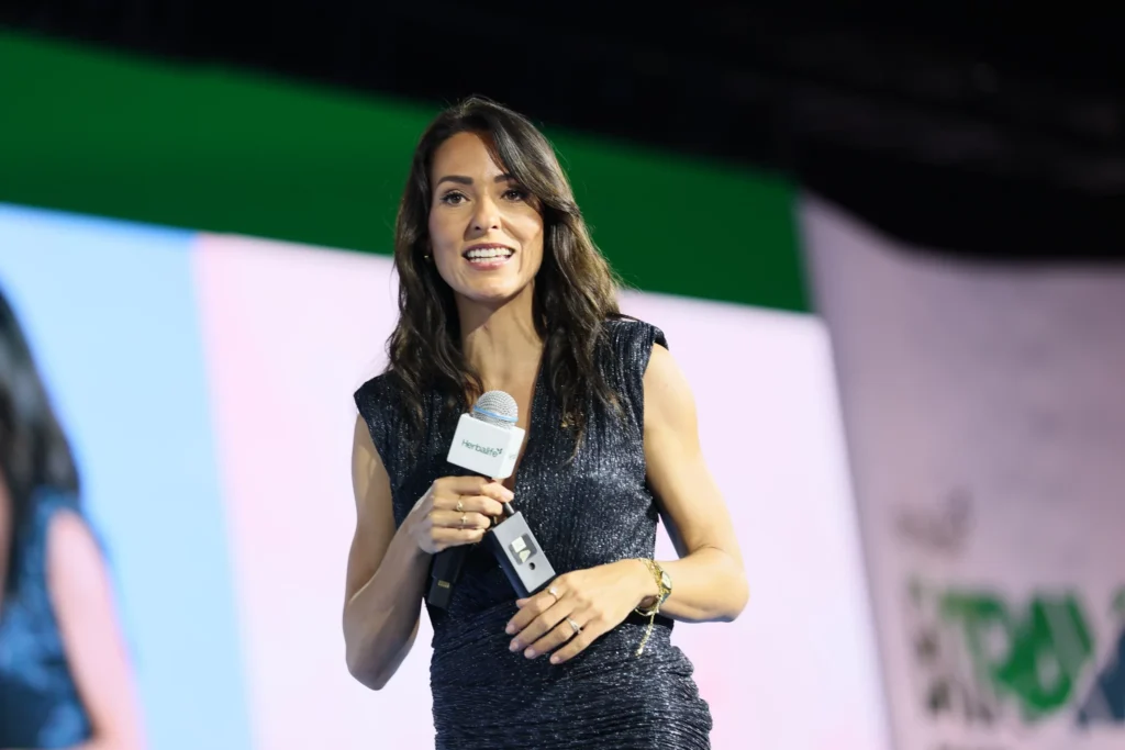 General Training Sunday Afternoon Herbalife Extravaganza B 169