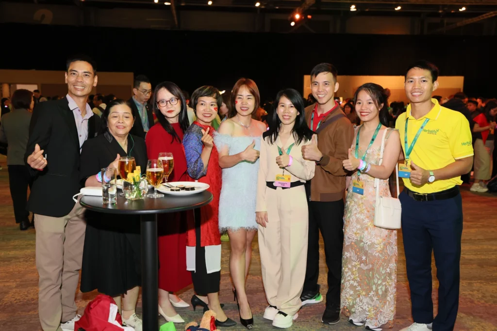 HPL Herbalife Reception 2025 EXT B 050