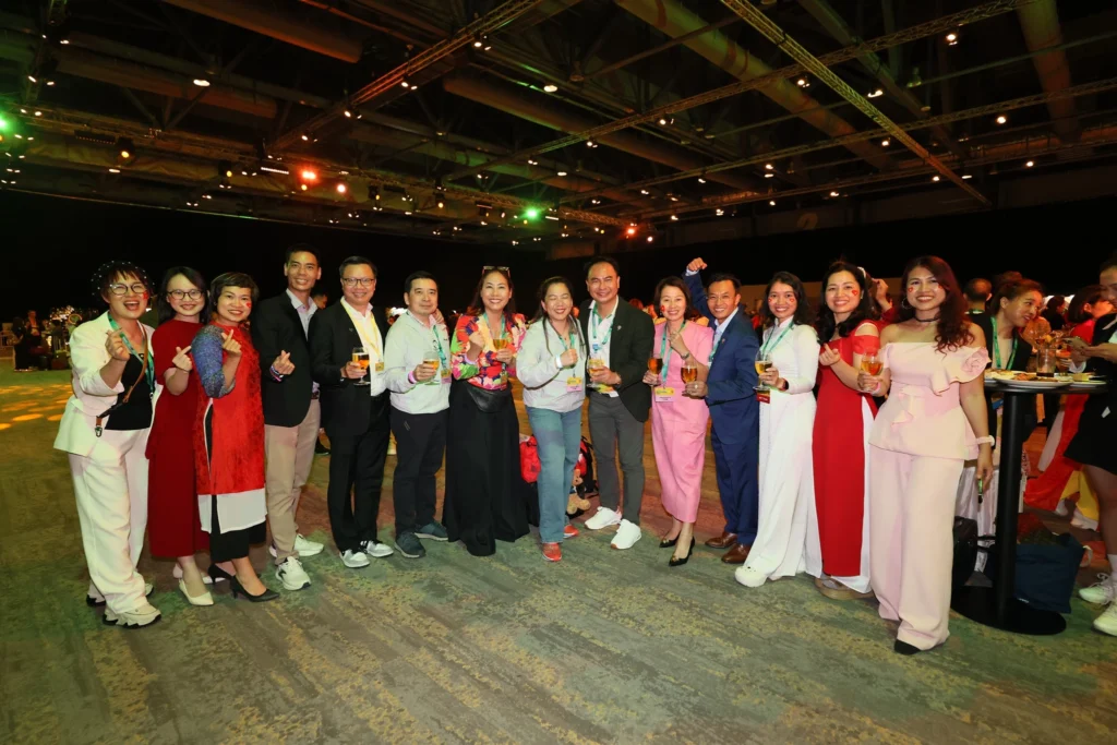 HPL Herbalife Reception 2025 EXT B 113