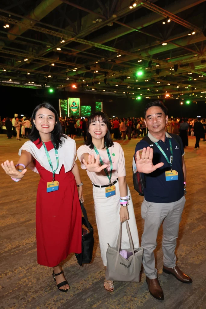 HPL Herbalife Reception 2025 EXT B 127