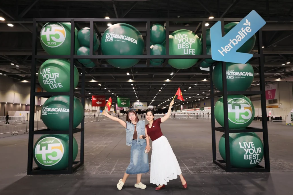 Herbalife Extravaganza Friday Registration B 003