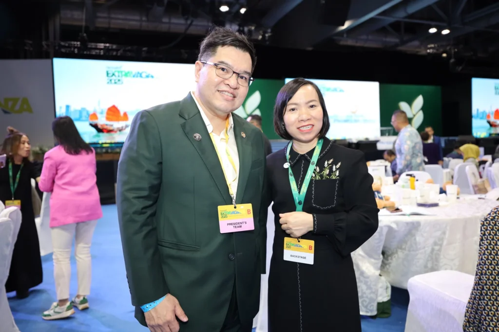 Herbalife Extravaganza Friday Registration B 076