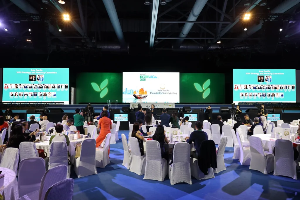 Herbalife Extravaganza Hong Kong 2025 President's Team Meeting 025