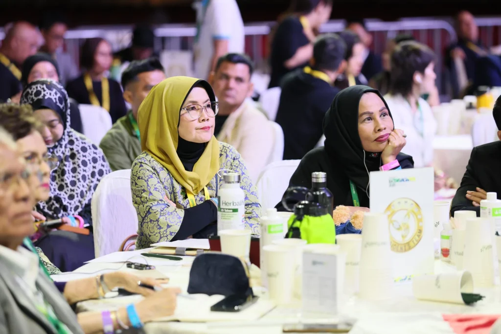 Herbalife Extravaganza Hong Kong 2025 President's Team Meeting 065