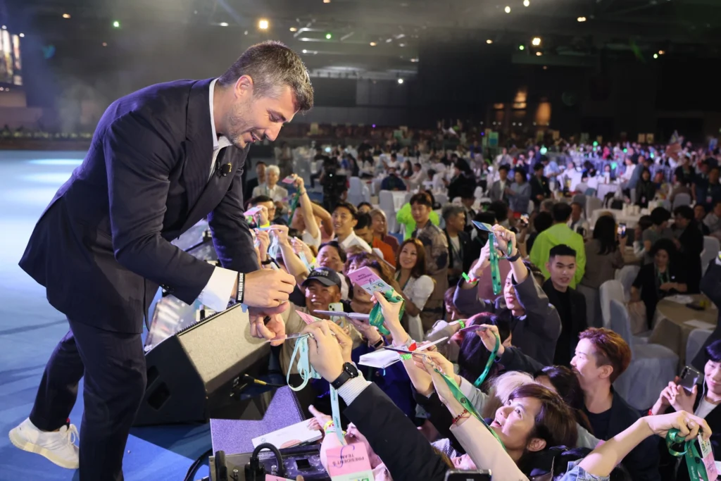 Leadership Training 064