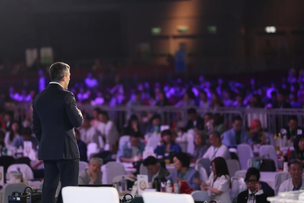 Leadership Training 084