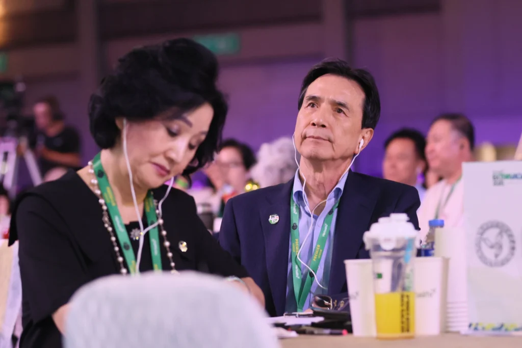 Leadership Training 159