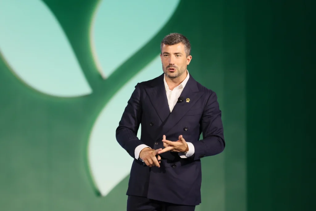 Leadership Training 192