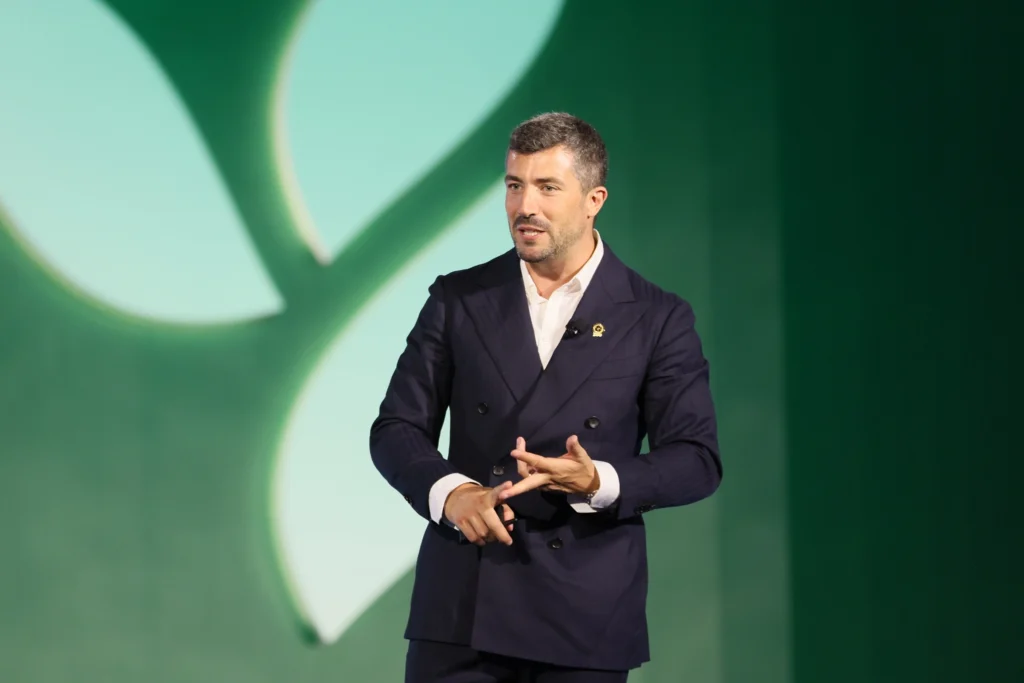 Leadership Training 193