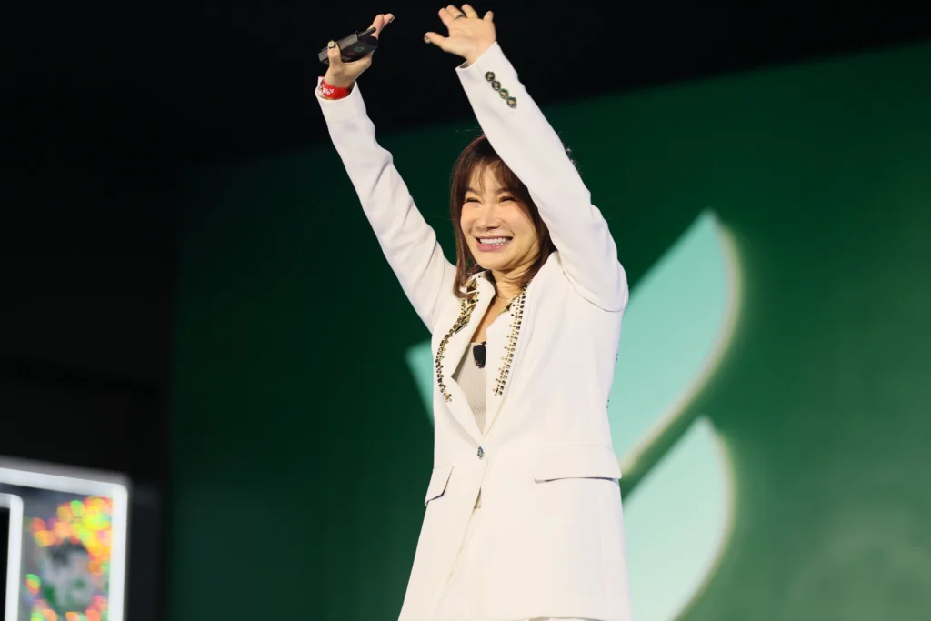 Leadership Training 233