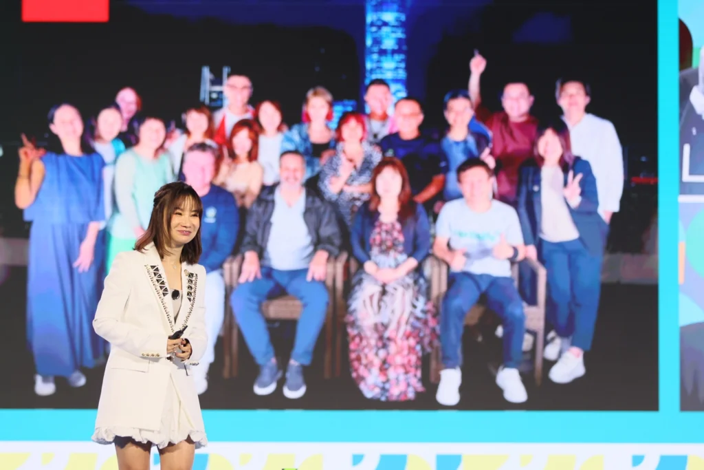 Leadership Training 275