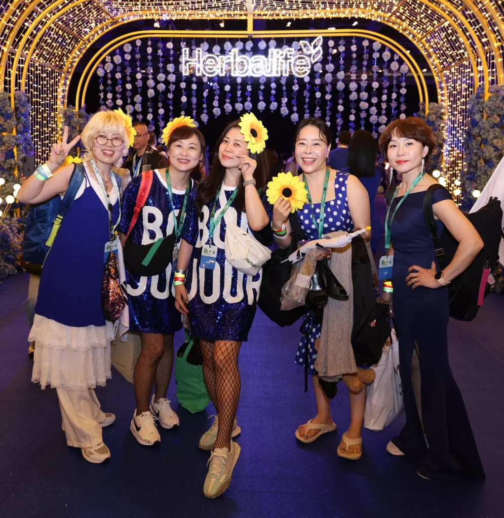 Qualifier's Party 001