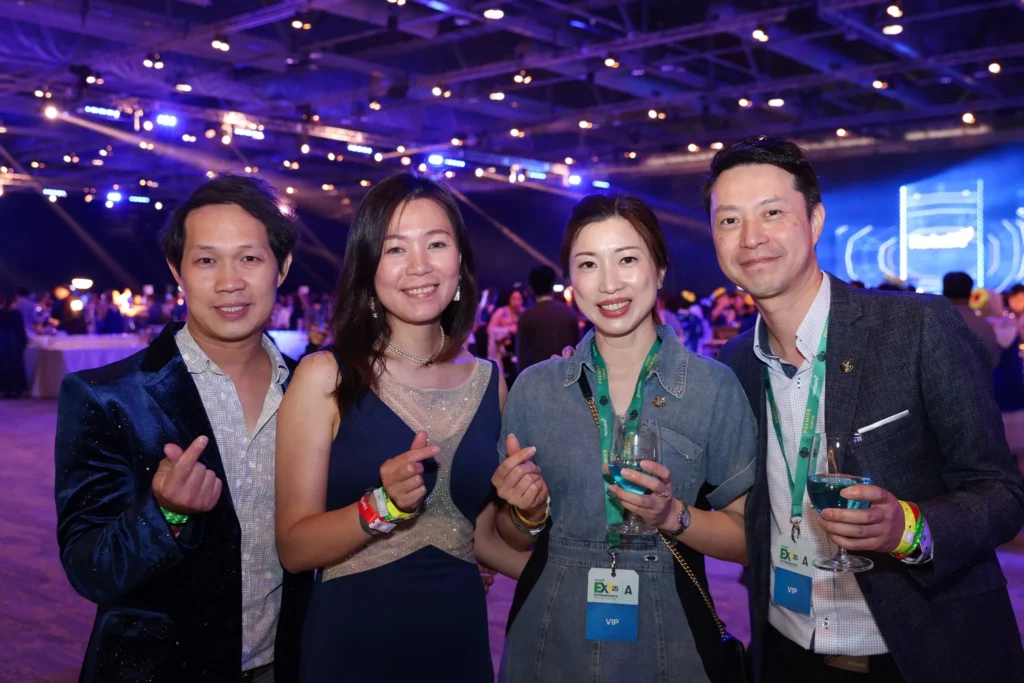 Qualifier's Party 030