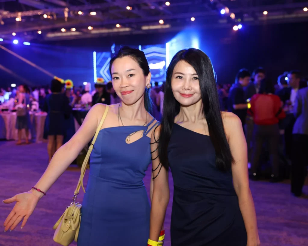 Qualifier's Party 035