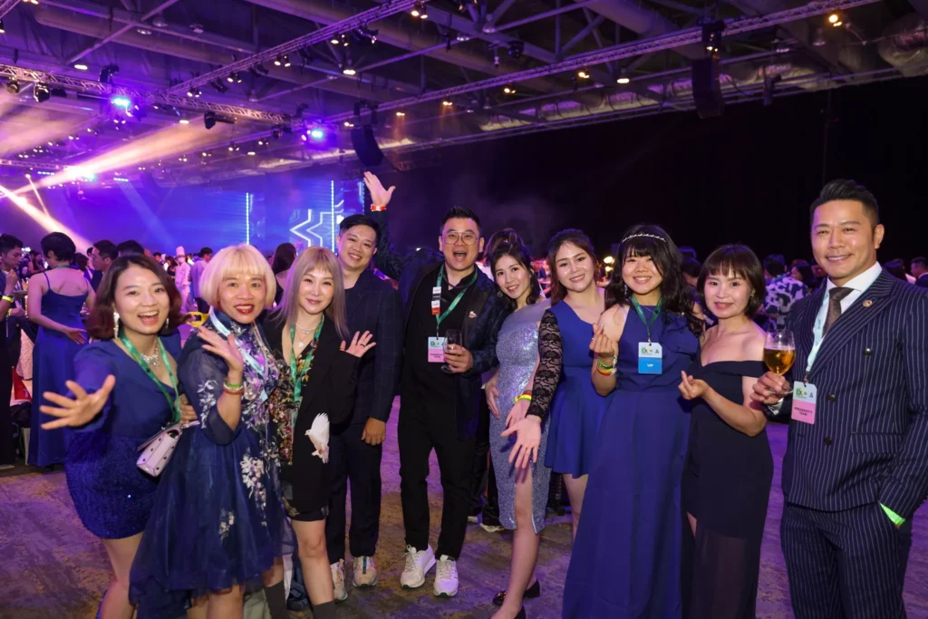 Qualifier's Party 057