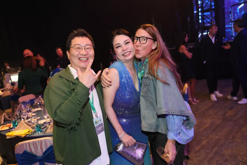 Qualifier's Party 068