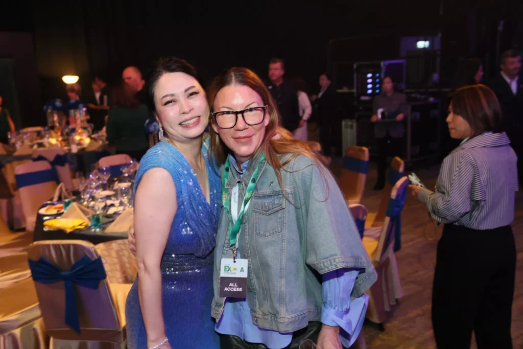 Qualifier's Party 070