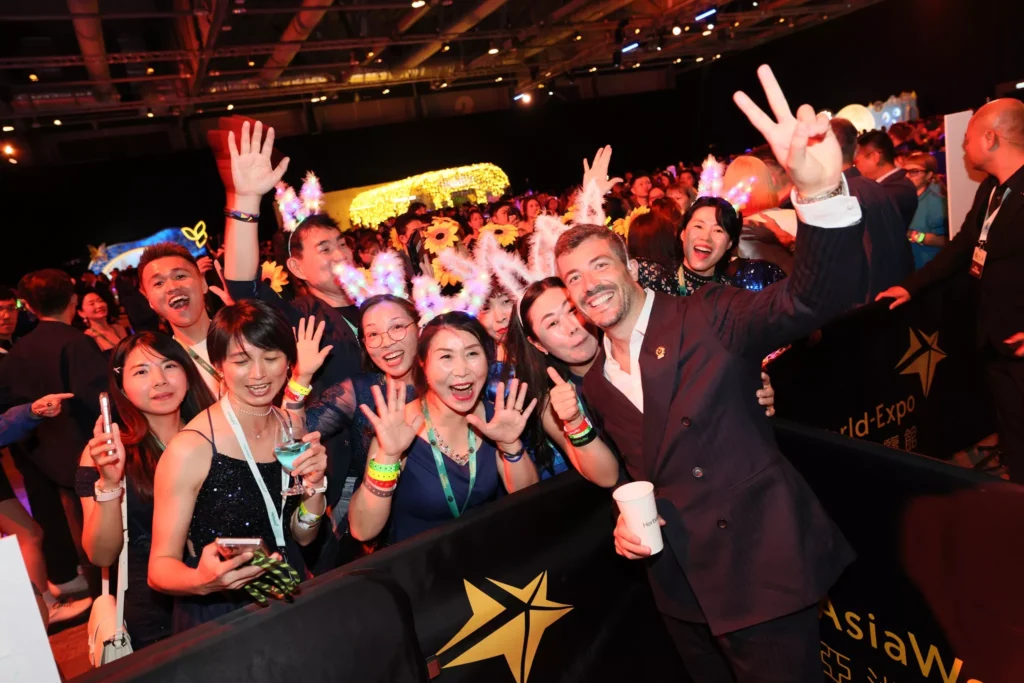 Qualifier's Party 186