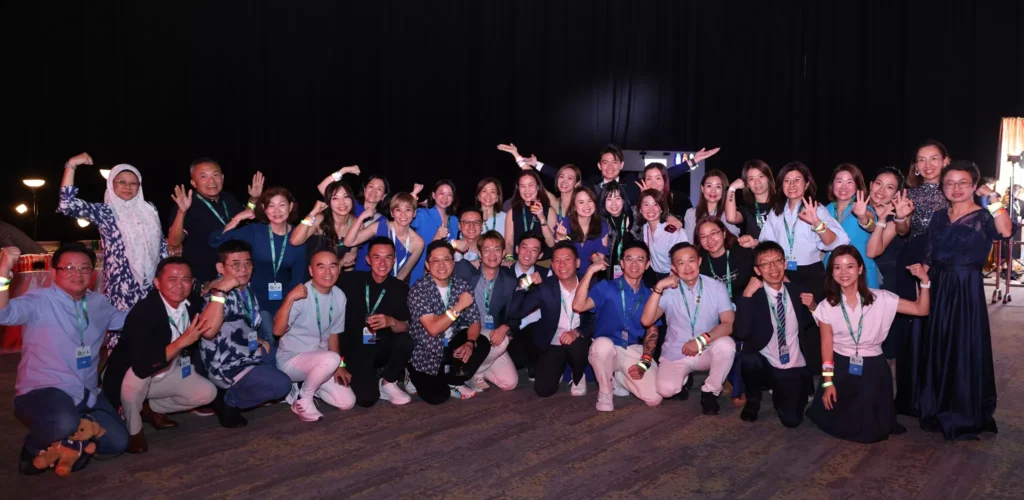 Qualifier's Party 233