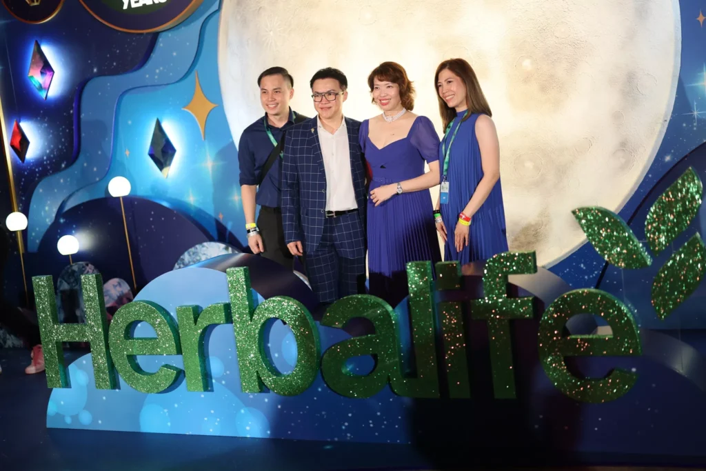 Qualifier's Party 255