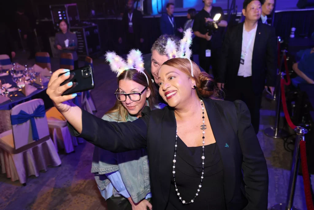 Qualifier's Party 273