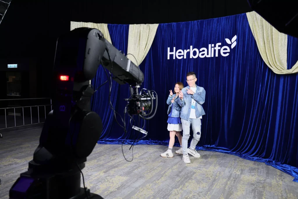 Qualifier's Party 319