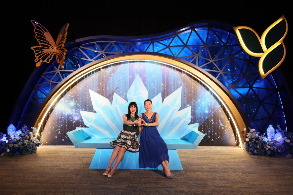 Qualifier's Party 325