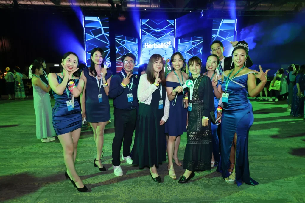 Qualifier's Party 355