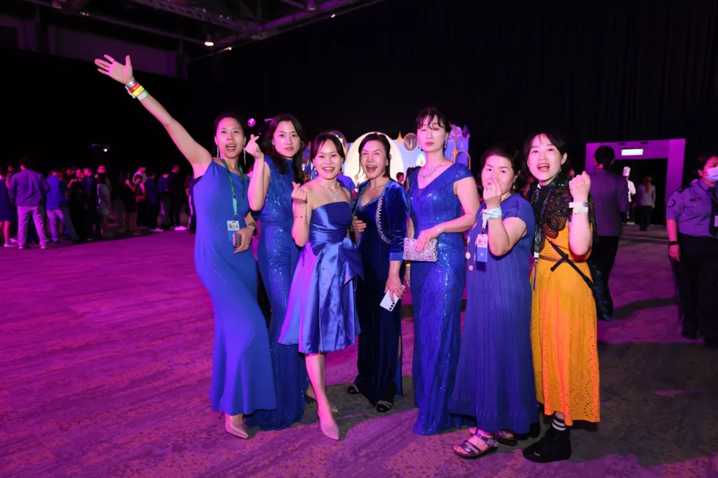 Qualifier's Party 402